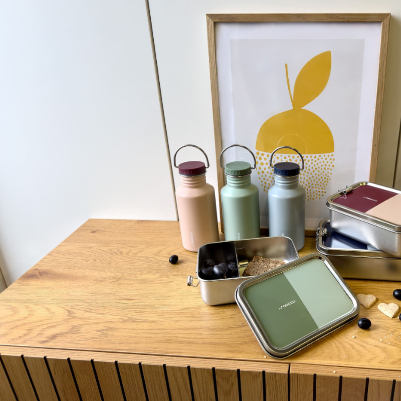 Trinkflasche, Mehrfarbig, Metallbehälter, Brotdose, Früchte