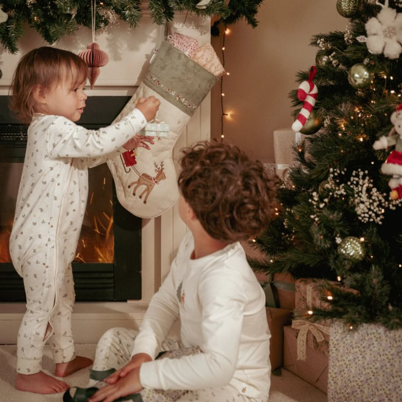 weihnachtsdeko, weihnacht, geschenke, baum, kinder