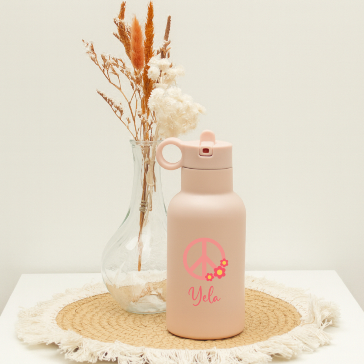 Wasserflasche, pinkfarbene Flasche, Friedenzeichen, Blumen, Glasvase