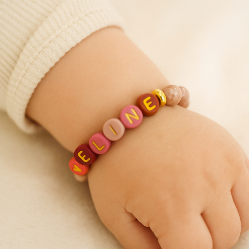 Baby-Schmuck, Alphabetperlen, Holzperlen, rosa Perlen, Namensarmband