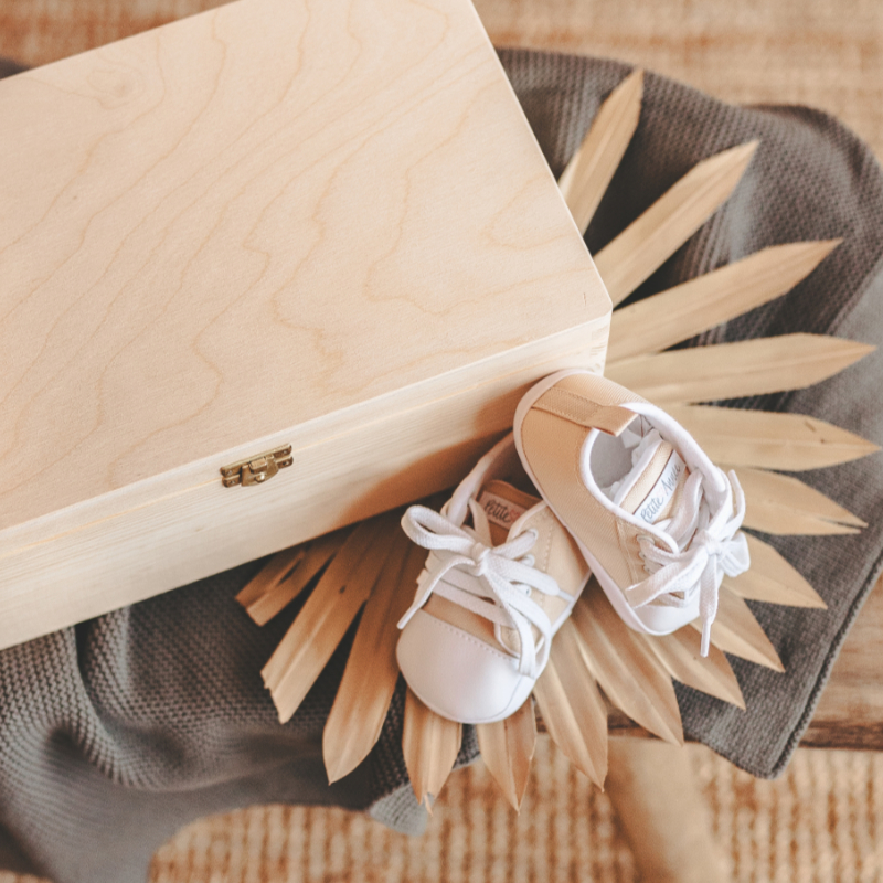 baby shoes, soft-sole, white, beige, wooden-box