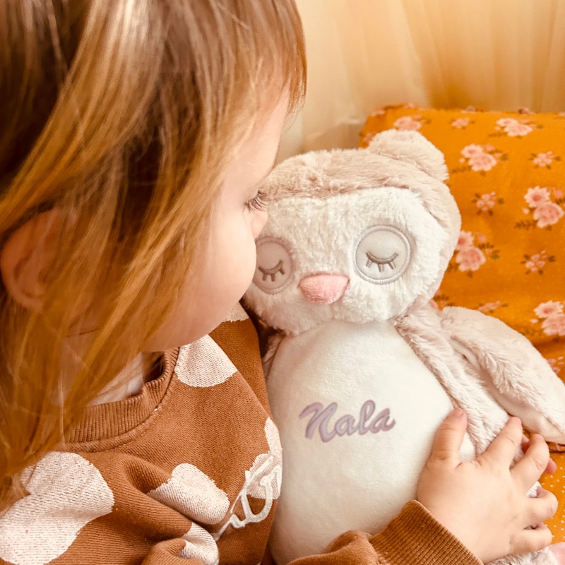 Plüschspielzeug, Eulenplüsch, weiches Spielzeug, rosa Nase, Nala-Aufdruck