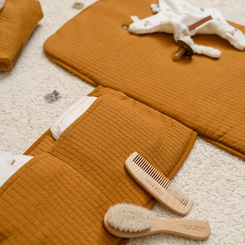 kinderkissen, matratzenunterlage, orange, tredda, babyzubehör