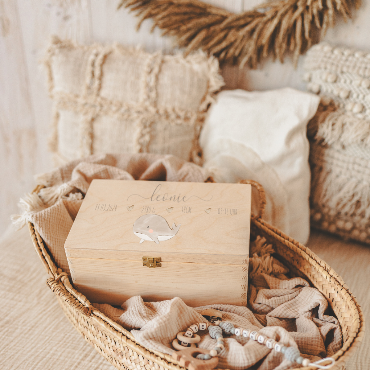 holzbox, babybox, wal, handgefertigt, geschenkbox