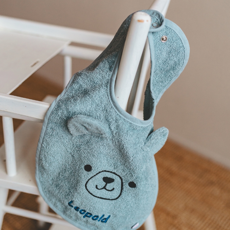 baby bib, towel bib, bärendesign, weicher towel, blau-grau