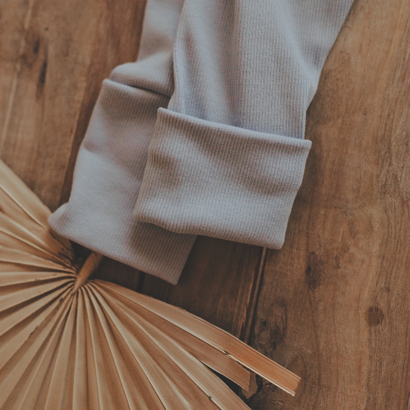 sweatshirt, sleeve, cuff, knit, wooden surface