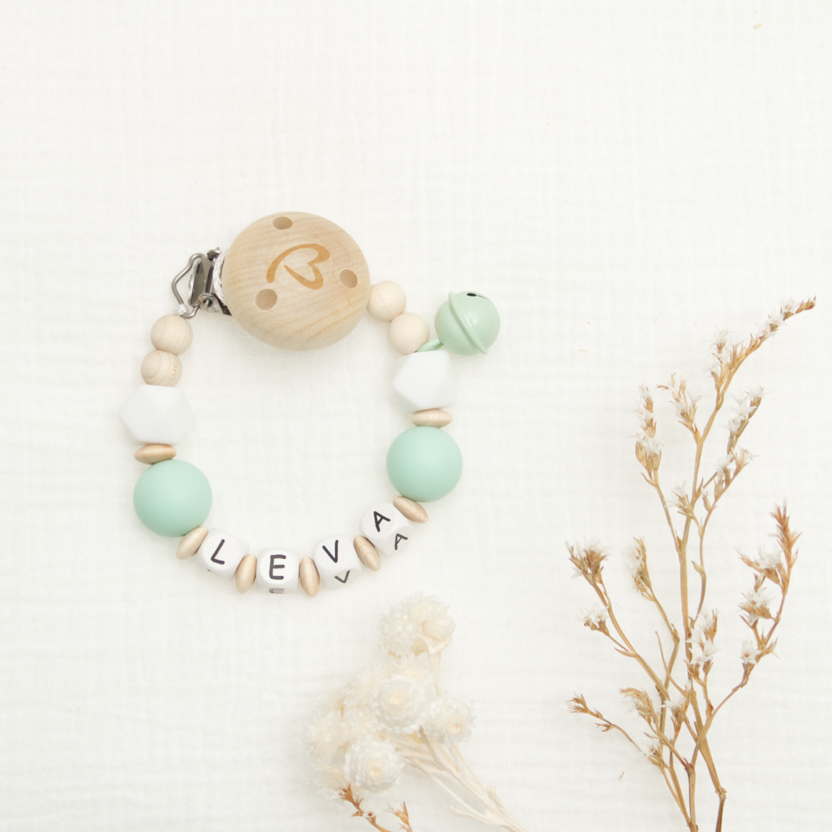 baby-tteting-bracelet, holzperle, minzgruen, siliconeperle, alphabetperlen