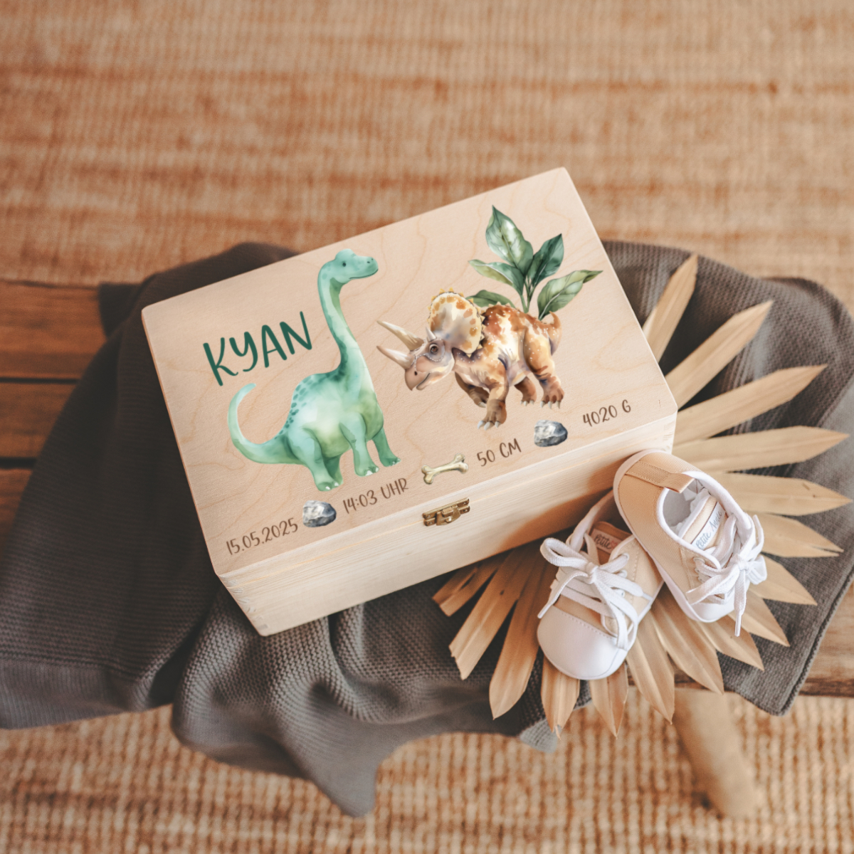 Holzbox, Kinderzimmer, Dinosaurier, Kooperation, Babygeschenk