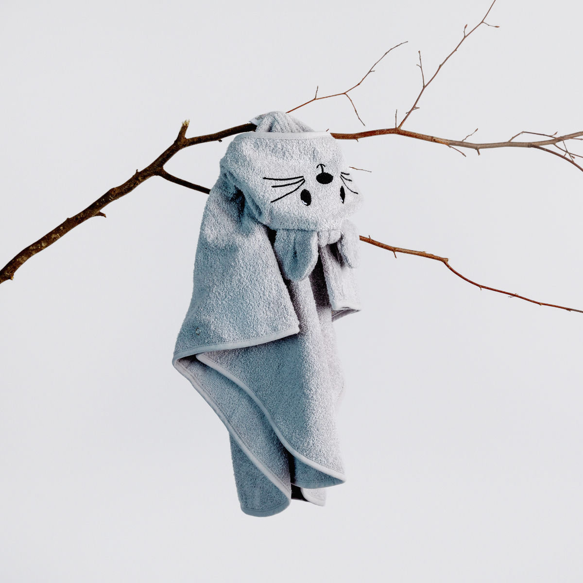 Kinderdecke, Handtuch, Kuscheltier, blaue Farbe, Baumzweig