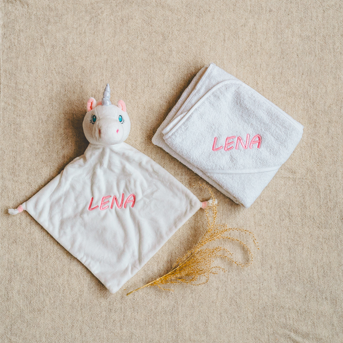 Plüschtier, Einhorn, Babydecke, Personalisierte Decke, Namensstick