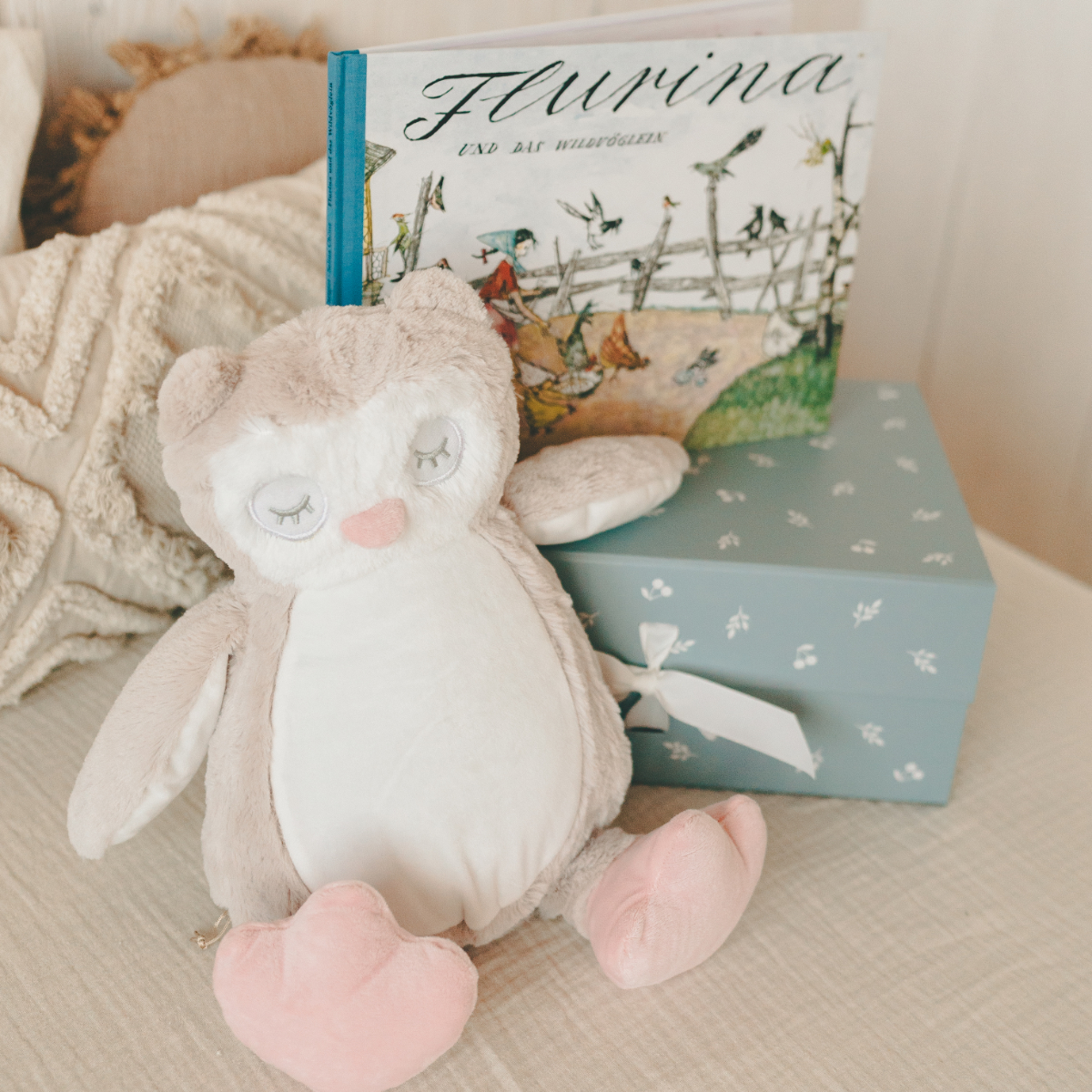 Kuscheltier, Eulenform, Plüschfigur, Pink, Kissenform