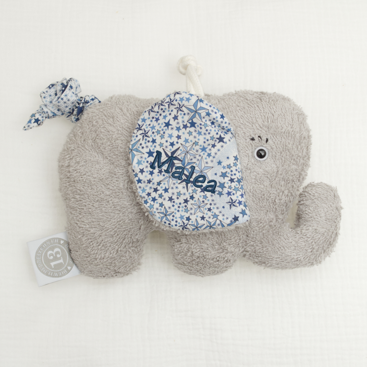 Elefant, Stofftier, Graue Farbe, Blaues Sternenmuster, Kuscheltier mit Schnur