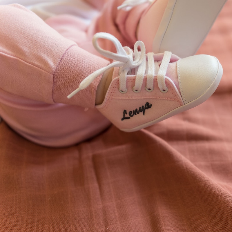 Baby Schuh, Pink Sneaker, Schnürsenkel, Weicher Sohlen, Stickerei