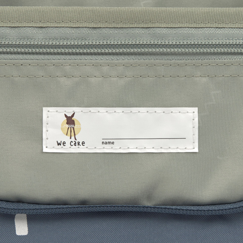 Rucksack, Reißverschluss, Aufnäher, Grau, We Care