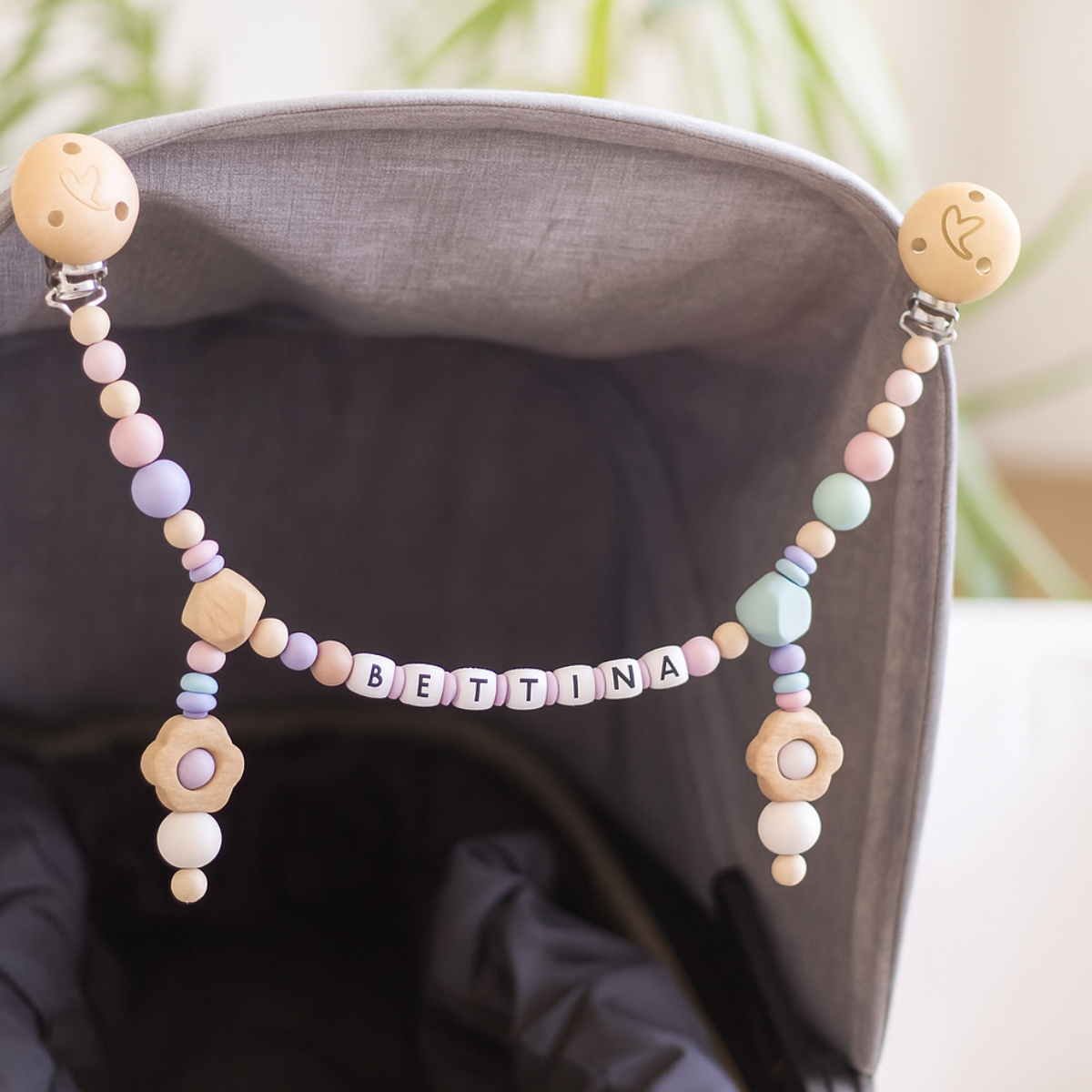 baby, perlen, namensschild, kinderwagen schmuck, pastell