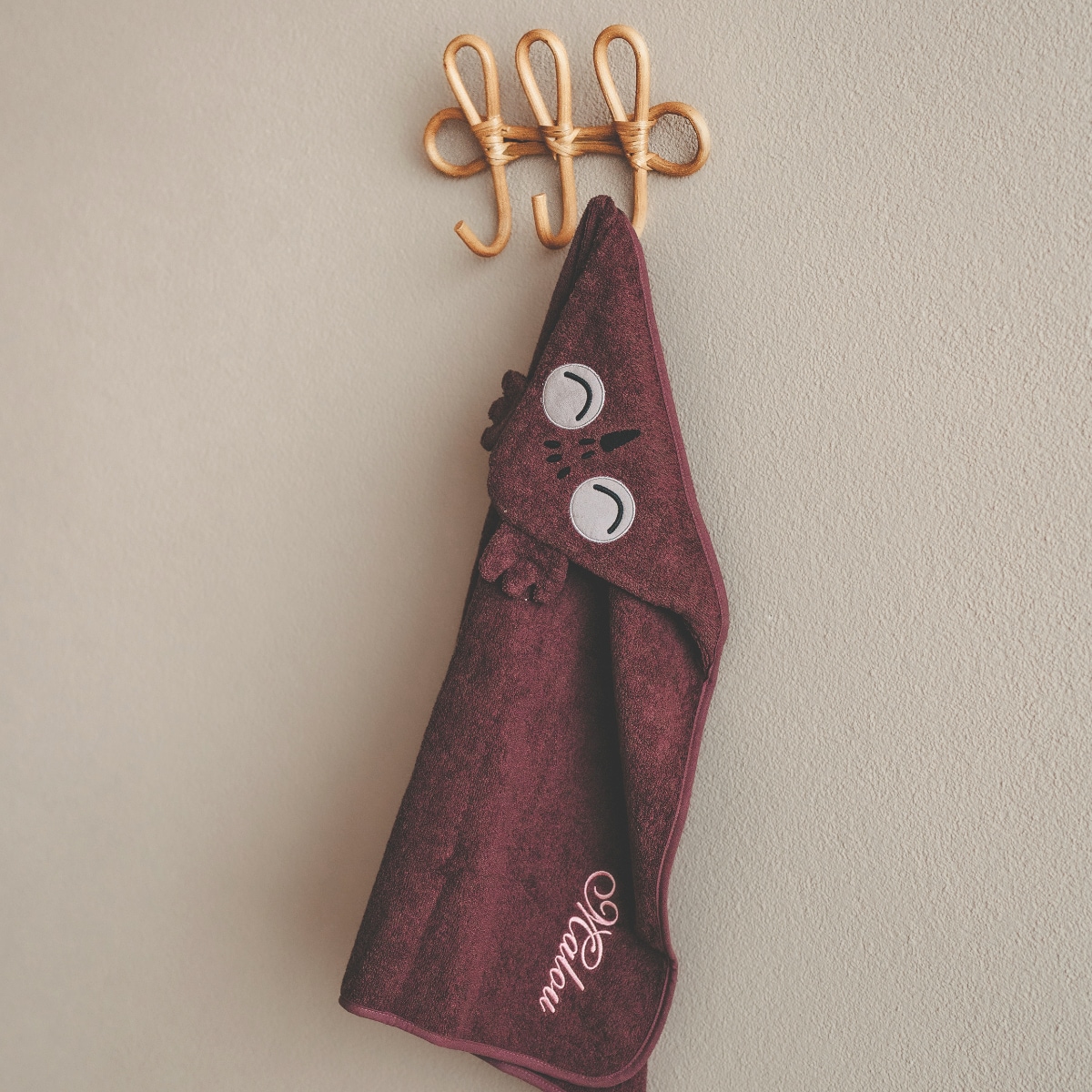 Handtuch, Mikrofaser, Katzenmotiv, Bordeaux, Aufhängung