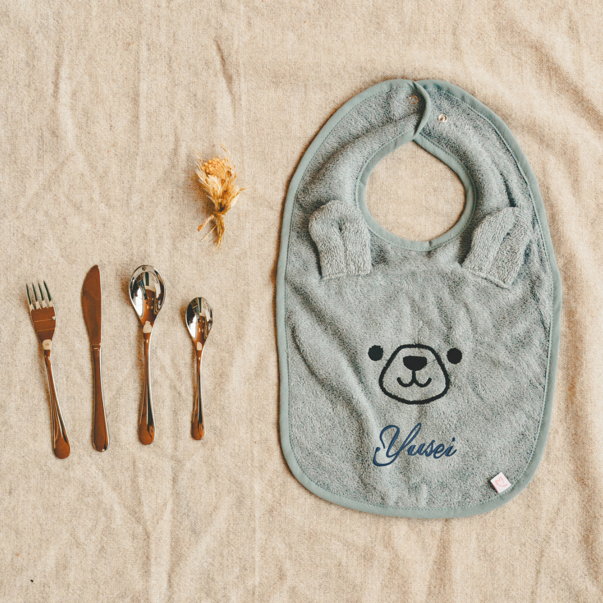 Baby-Lätzchen, Plüsch-Lätzchen, Blaues Lätzchen, Tiergesicht, Yusei-Design