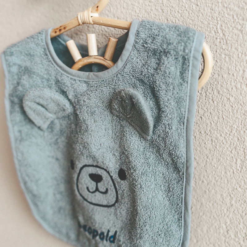 Plüschtuch, Baby-Bademantel, Lätzchen-Detail, Kuschelflausch, Tier-Motiv