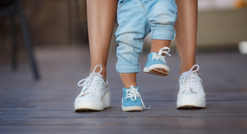 Sneakerlaar, Weiße Sneakers, Blaue Schuhe, Kinderschuhwerk, Casual-Schuhe