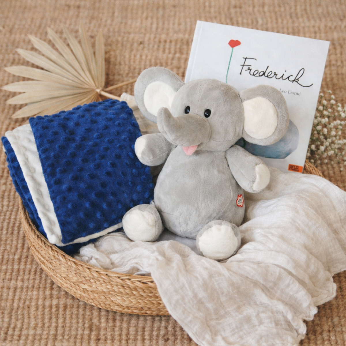 Plushspielzeug, Elefant, grauer Plüschtier, weiche Decke, Korbdeko