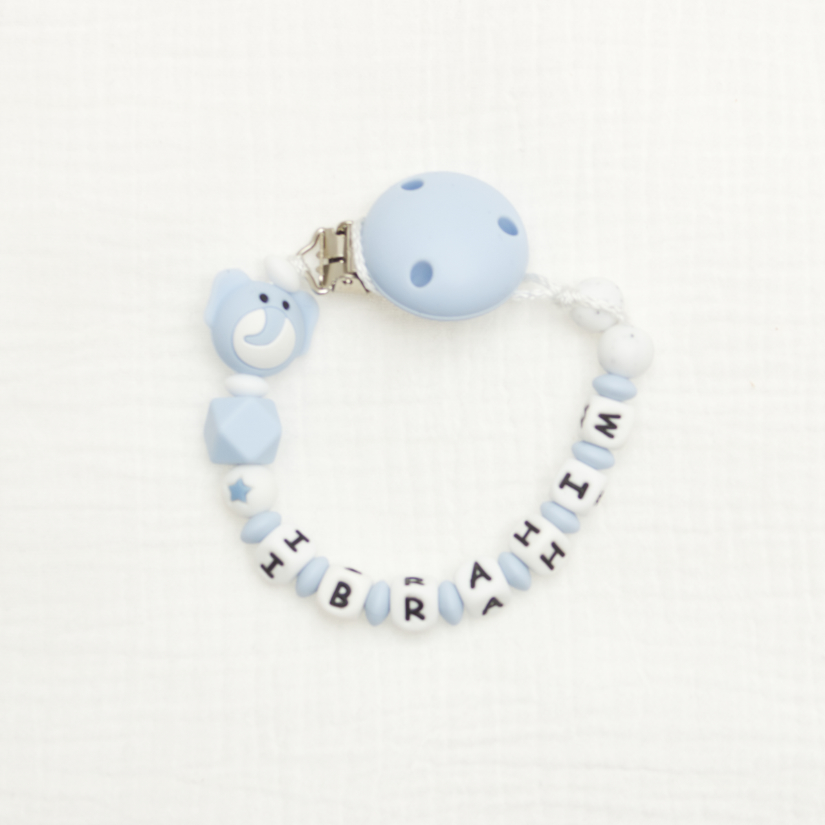 baby bracelet, perlenkette, alphabetperlen, hellblau, babygeschenk