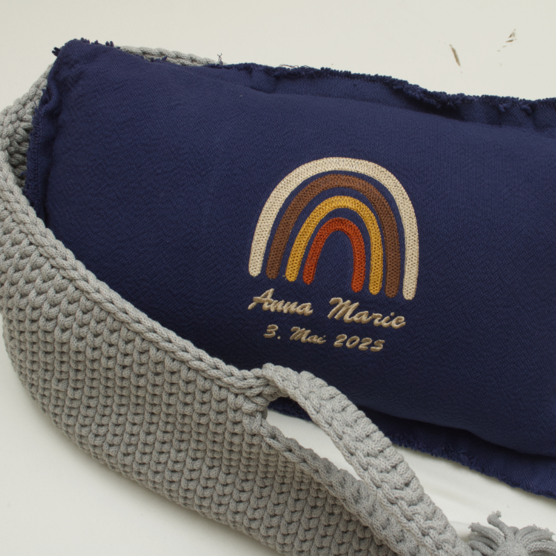 Kissen, Kissenbezug, Stickerei, Regenbogen, Marineblau