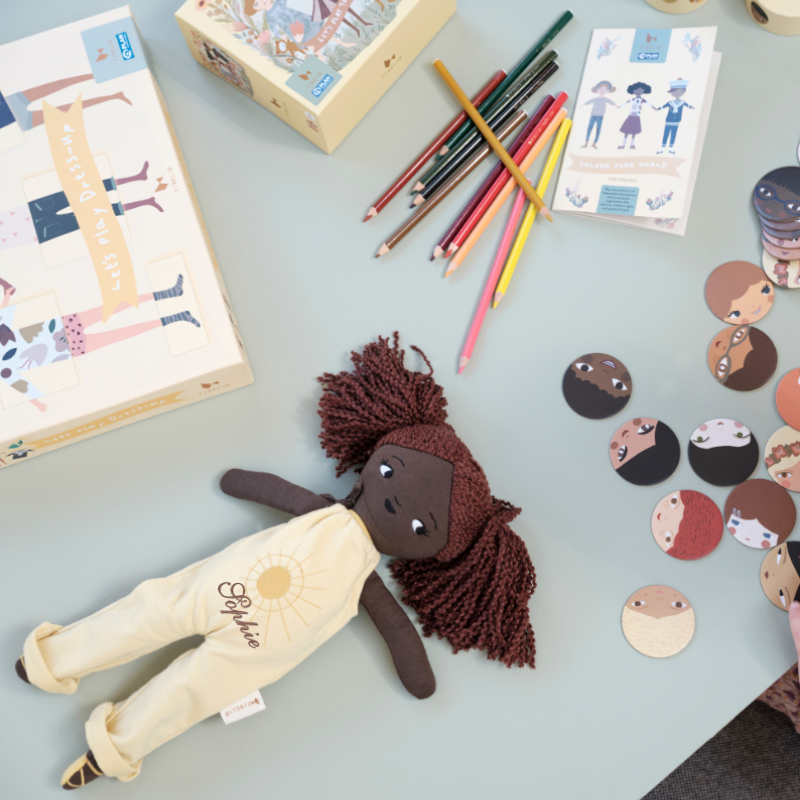 Spielzeug, Puppe, Kuschelpuppe, Stoffpuppe, Kinderfigur