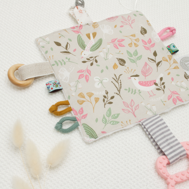 Stoffbuch, Babynbuch, Blumen Muster, Tiermotiv, Spiegelring-Griff