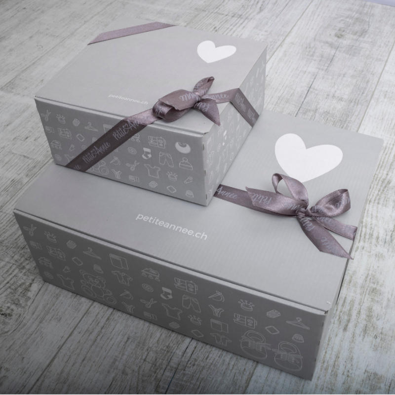 gift box, packaging, gray, ribbon, heart