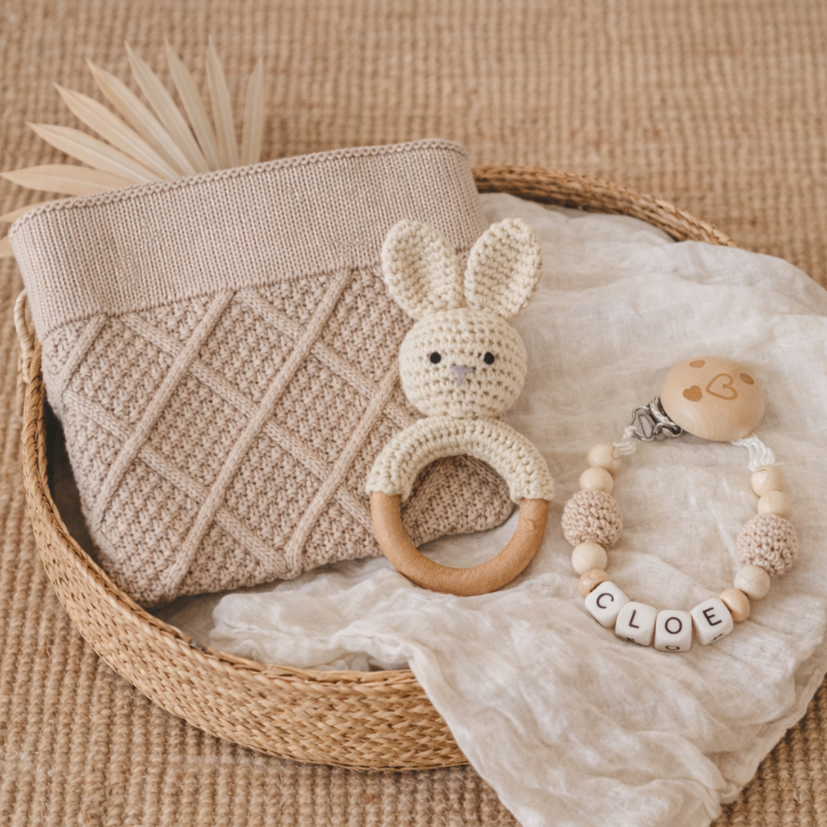 baby, gestrickt, rassel, zahnungshilfe, korb