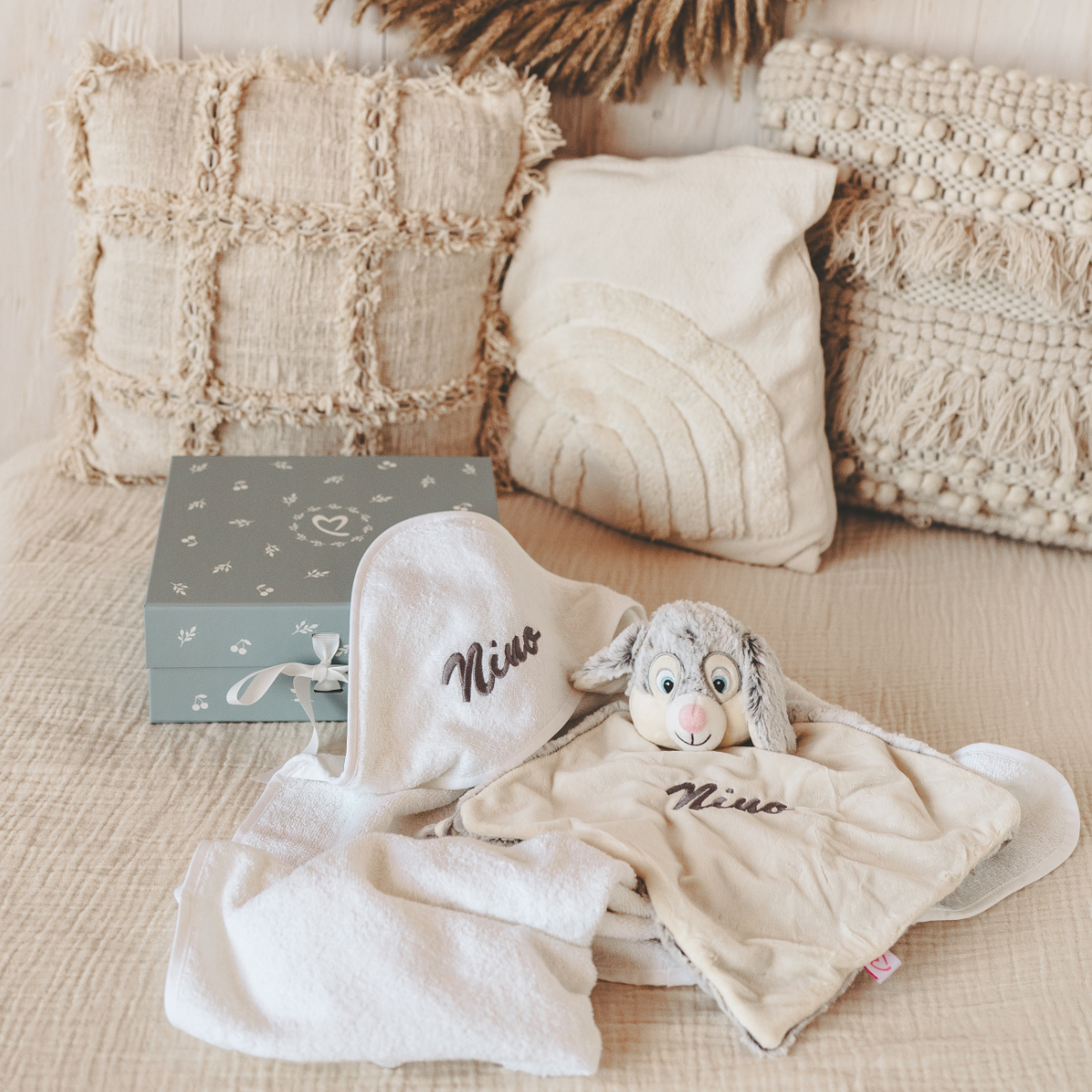 Babydecke, Plüschhase, Stofftier, Kuscheltier, Geschenkset