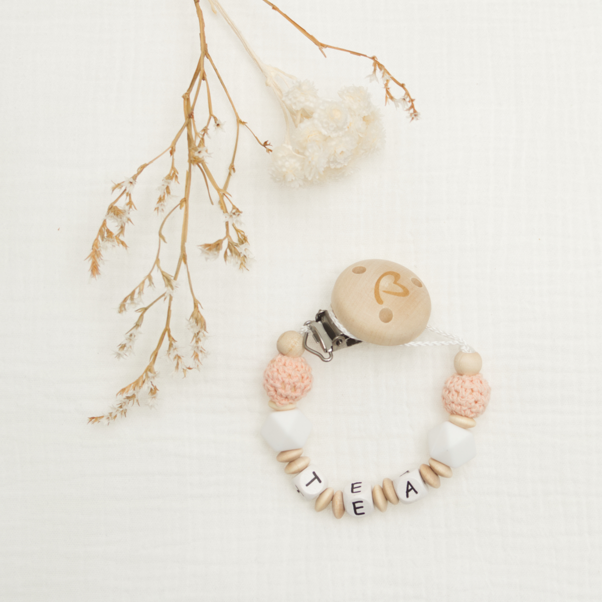 baby, Schnullerkette, Holzperlen, rosa gehäkelt, Beißring