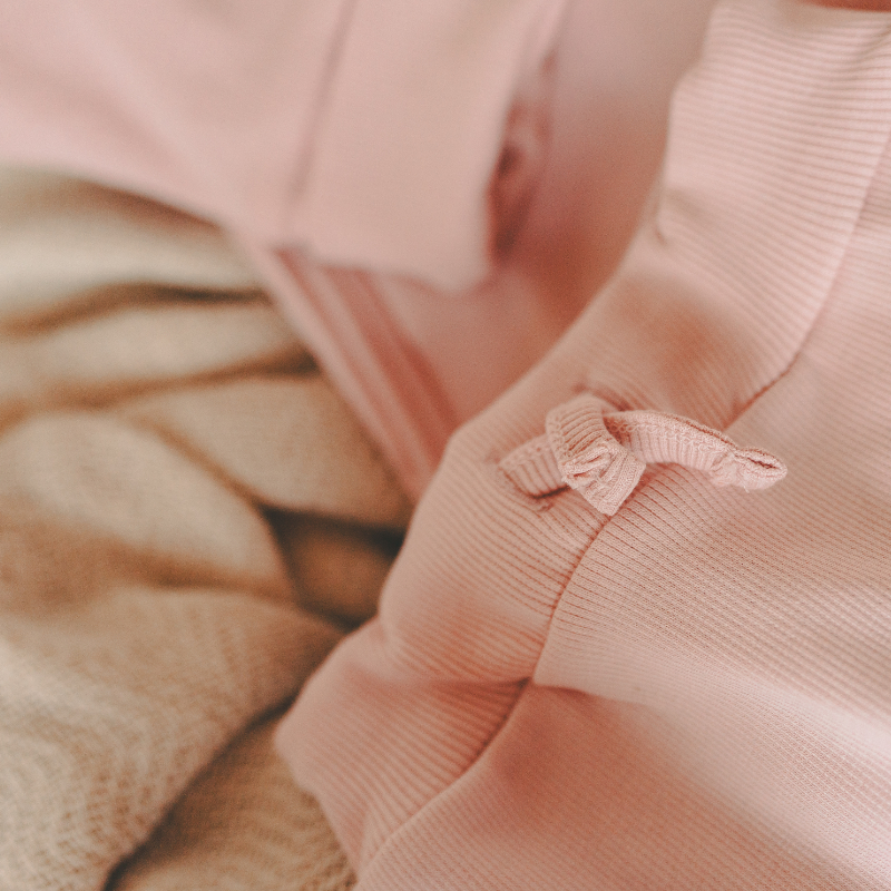 Kleiderstoff, Kapuzenpullover, Rosa, Kragen, Knotenaccents