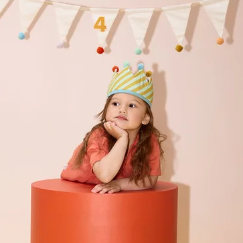 Kleinkind, Kleine Krone, Partydekoration, Kronenhut, Kindergeburtstag