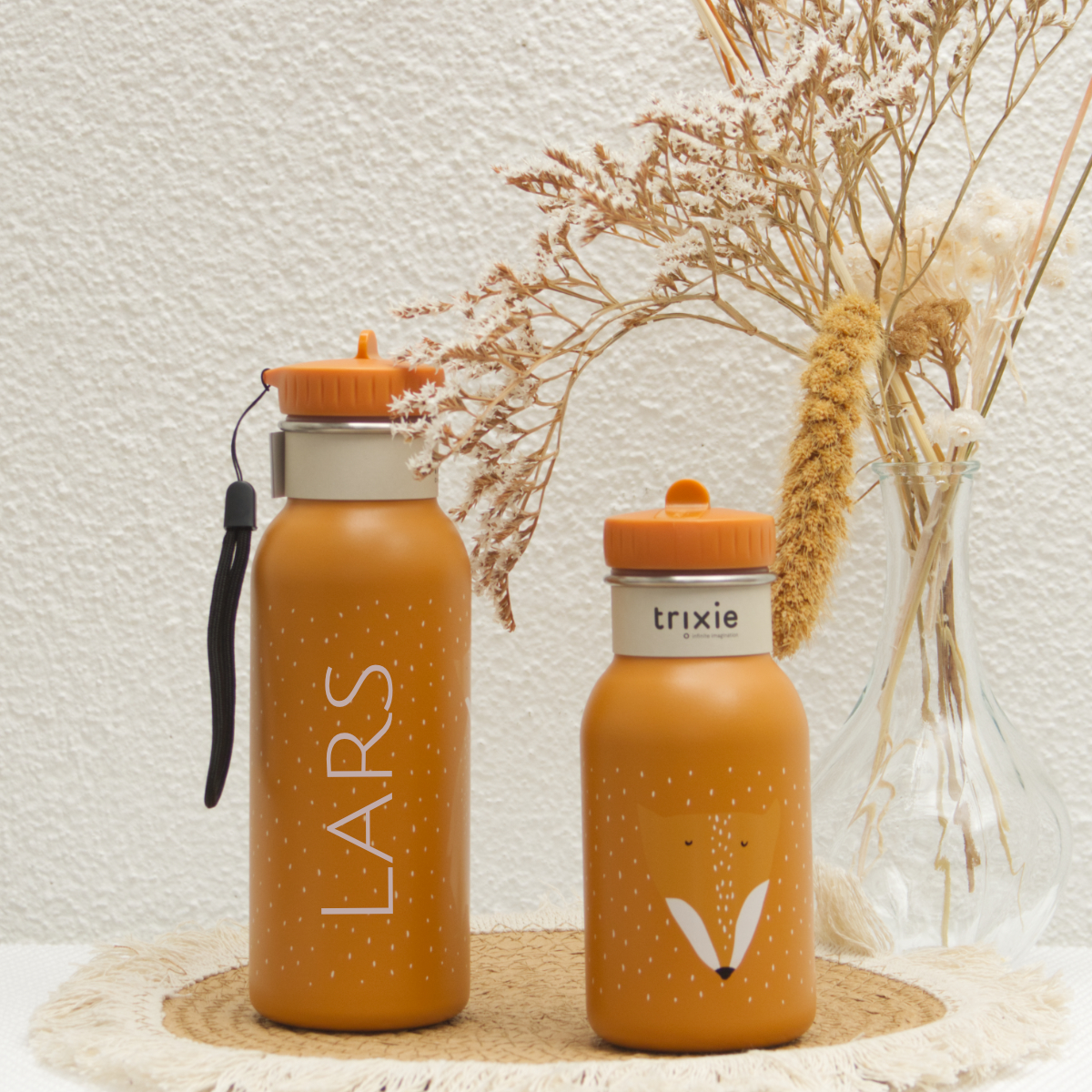 Wasserflasche, orangefarbene Flasche, wiederverwendbare Flasche, Sportflasche, mit Strohhalm