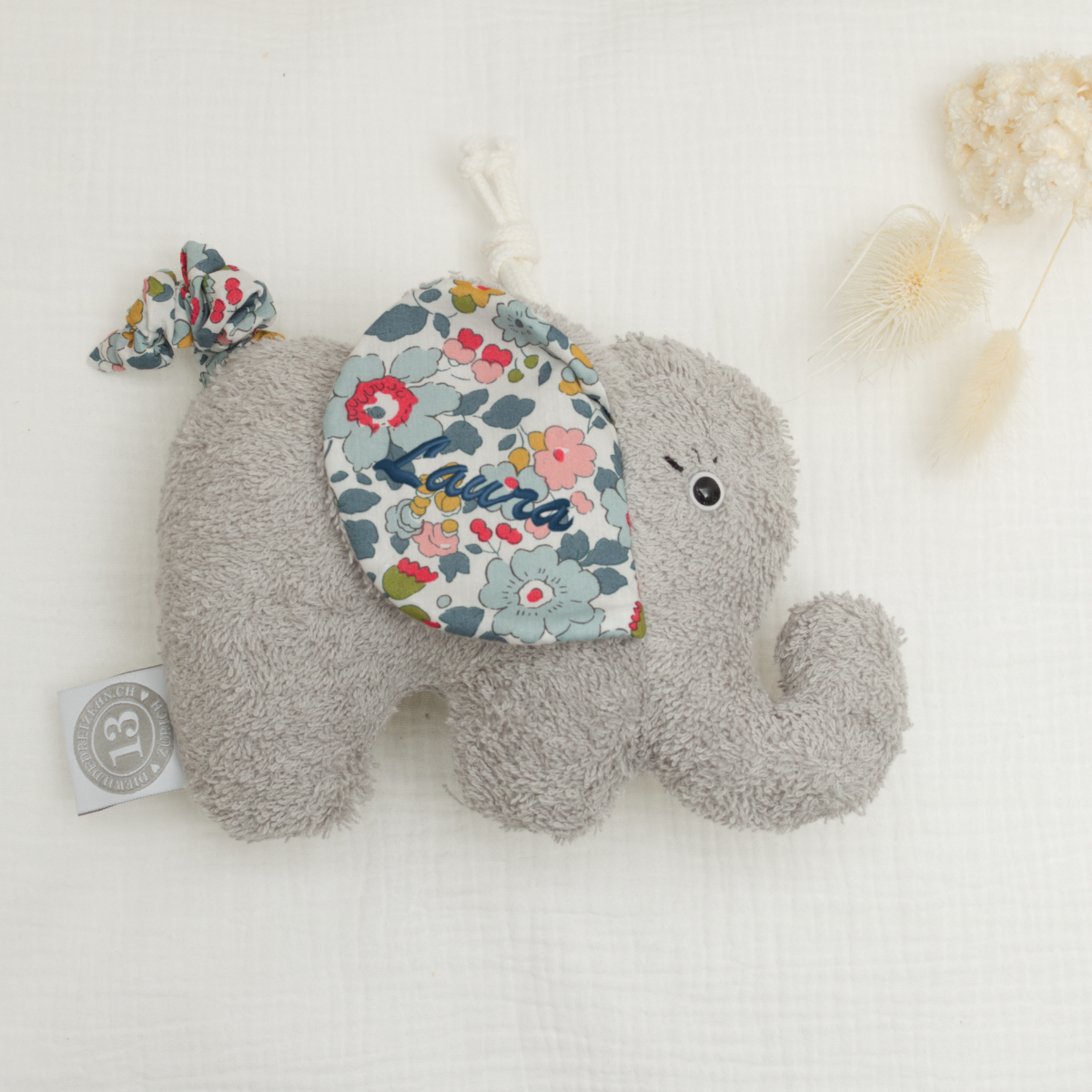 Elefant, Plüschtier, Kinderkuscheltier, grau, Blumenmuster