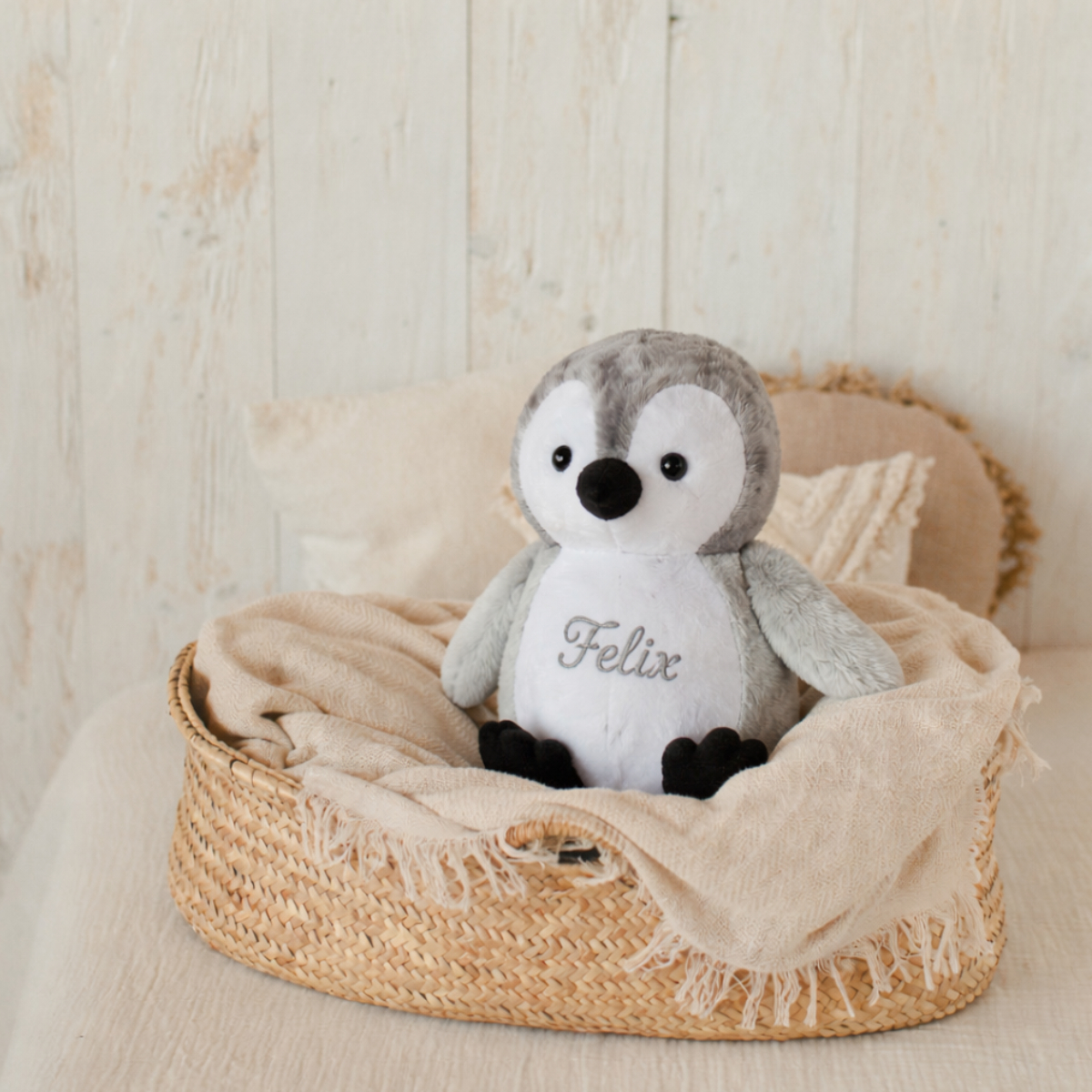 Plushie, Stofftier, Pinguin, Graue Farben, Basketkorb