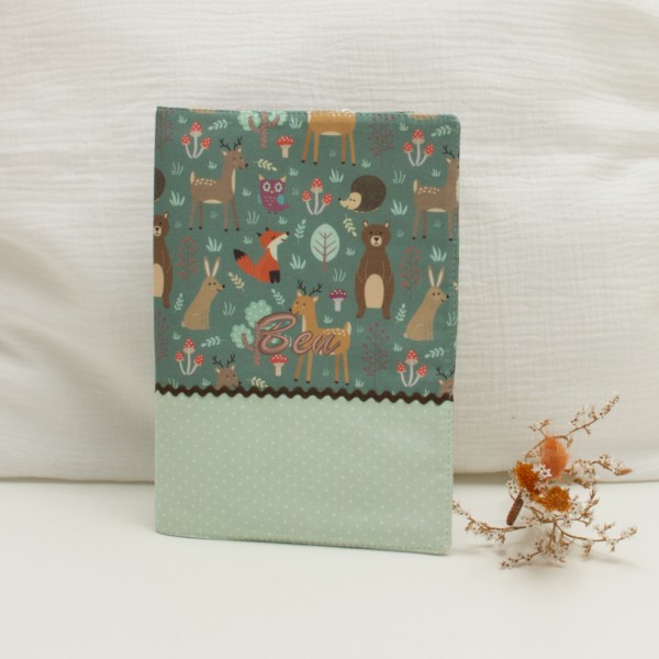 Pochette pour carnet de santé, animaux de la forêt