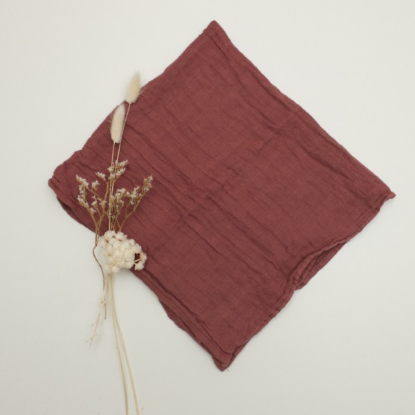 Nuscheli mit Namen 65x65 cm, Withered Rose